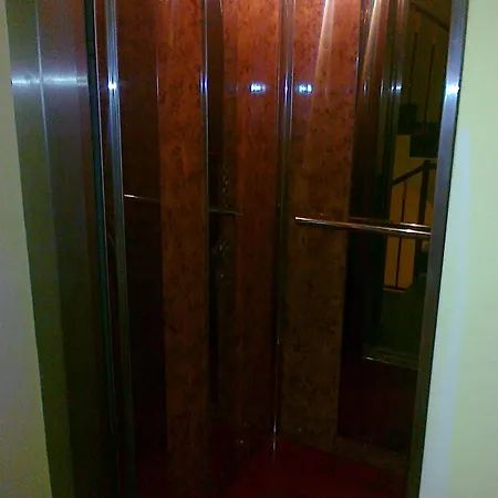 酒店 Sofia Family 3*