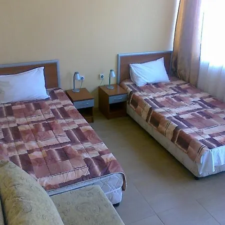 Sofia Family 포마리